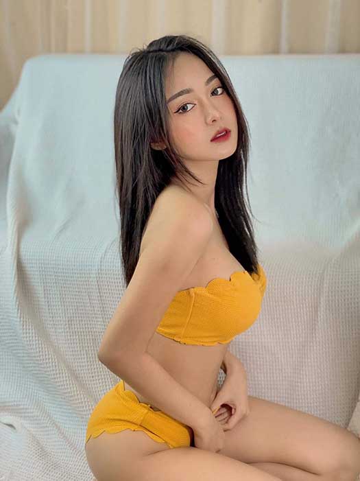 ueay 8